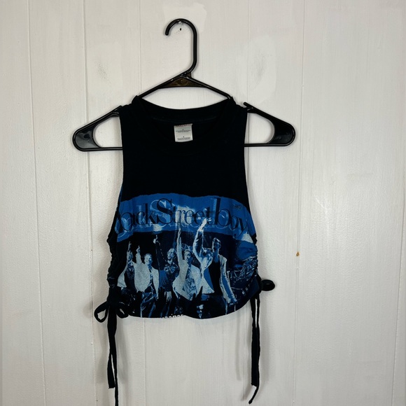 Gildan Tops - Vintage Backstreet Boys Tour Crop Top Sz S